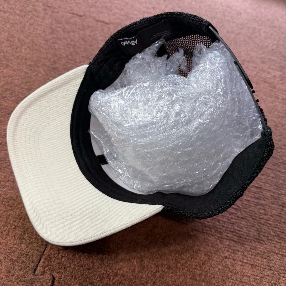 A+ Oakley High Definition Optics Trucker Hat White Black Snapback Mesh Cap Mens